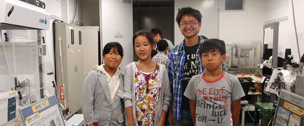 【写真】秋休み子ども科学キャンパスに参加しました．(2010/10/12)